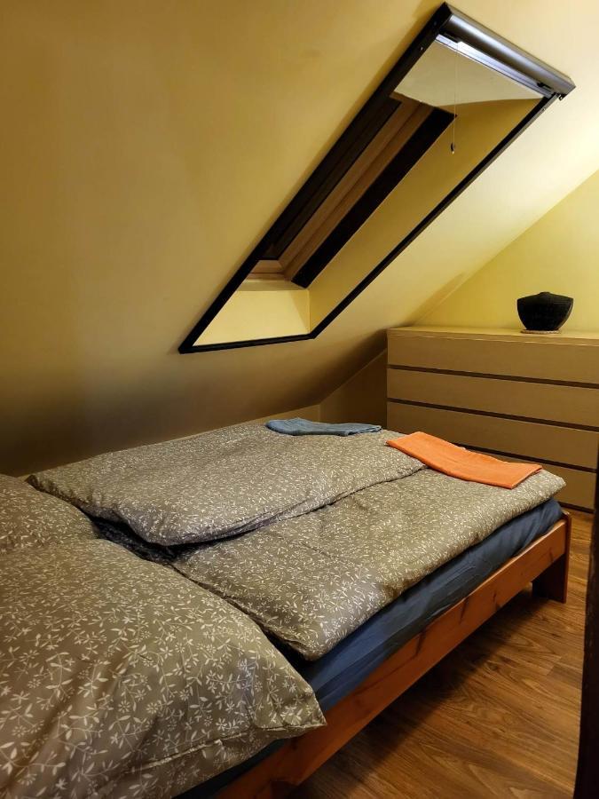 Pokoje Pracownicze Witkowska Gniezno Esterno foto