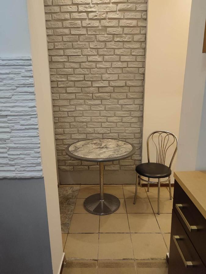 Pokoje Pracownicze Witkowska Gniezno Esterno foto